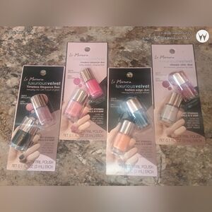 Luxurious Velvet Nail Polish 8 Piece Set